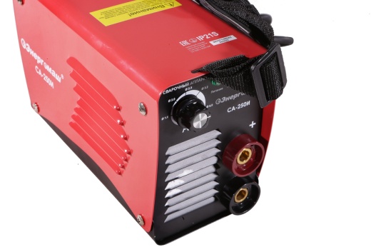 Сварочный инвертор Энергомаш СА-250И