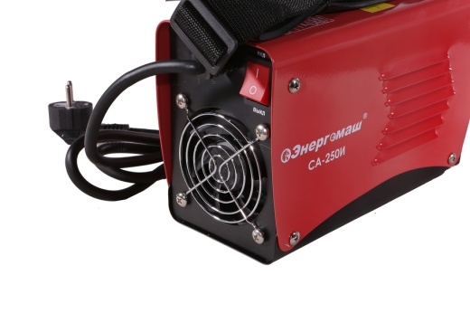 Сварочный инвертор Энергомаш СА-250И