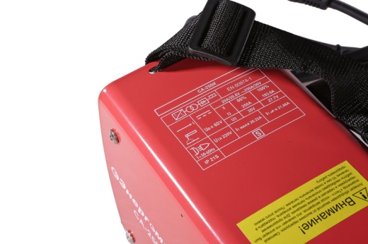 Сварочный инвертор Энергомаш СА-250И